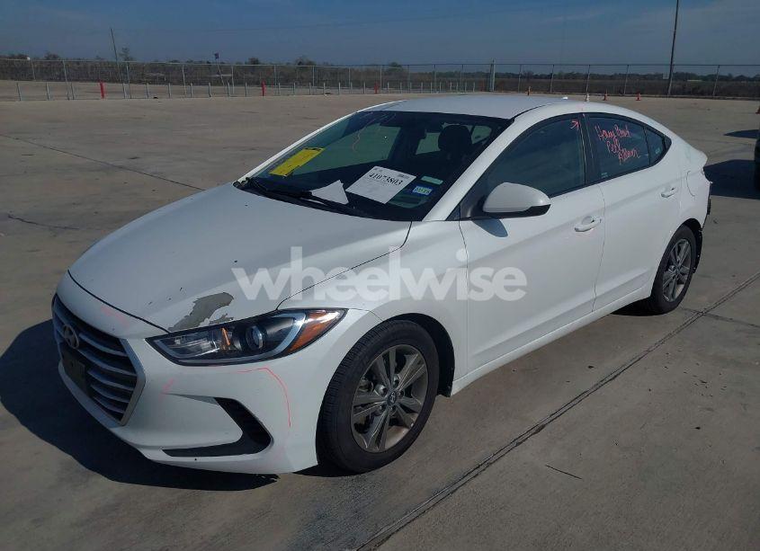 Photo 2 of 2018 Hyundai Elantra SEL (VIN 5NPD84LF1JH310390)