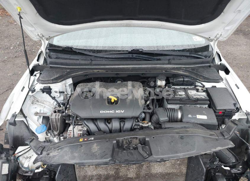 Photo 10 of 2018 Hyundai Elantra SEL (VIN 5NPD84LF1JH310714)