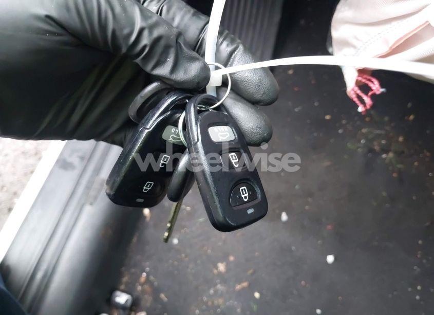 Photo 11 of 2018 Hyundai Elantra SEL (VIN 5NPD84LF1JH310714)