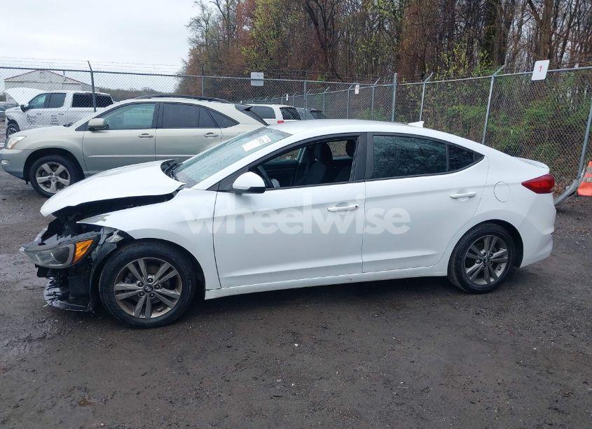 Photo 14 of 2018 Hyundai Elantra SEL (VIN 5NPD84LF1JH310714)