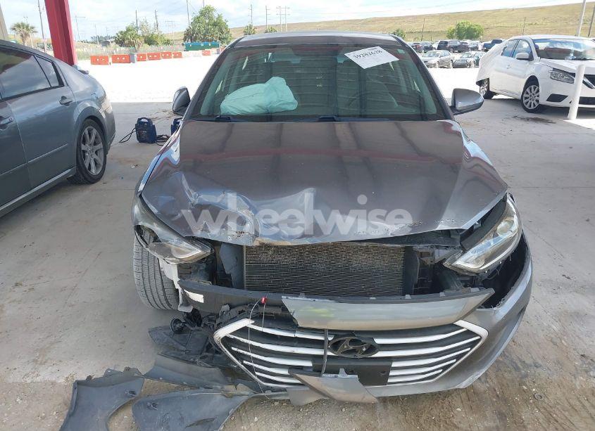 Photo 12 of 2018 Hyundai Elantra SEL (VIN 5NPD84LF1JH317601)