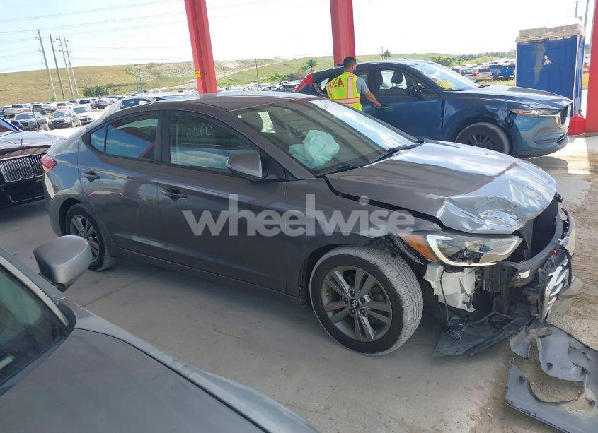 Photo 13 of 2018 Hyundai Elantra SEL (VIN 5NPD84LF1JH317601)