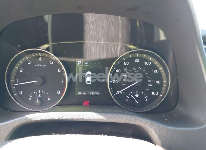 Photo 7 of 2018 Hyundai Elantra SEL (VIN 5NPD84LF1JH320384)