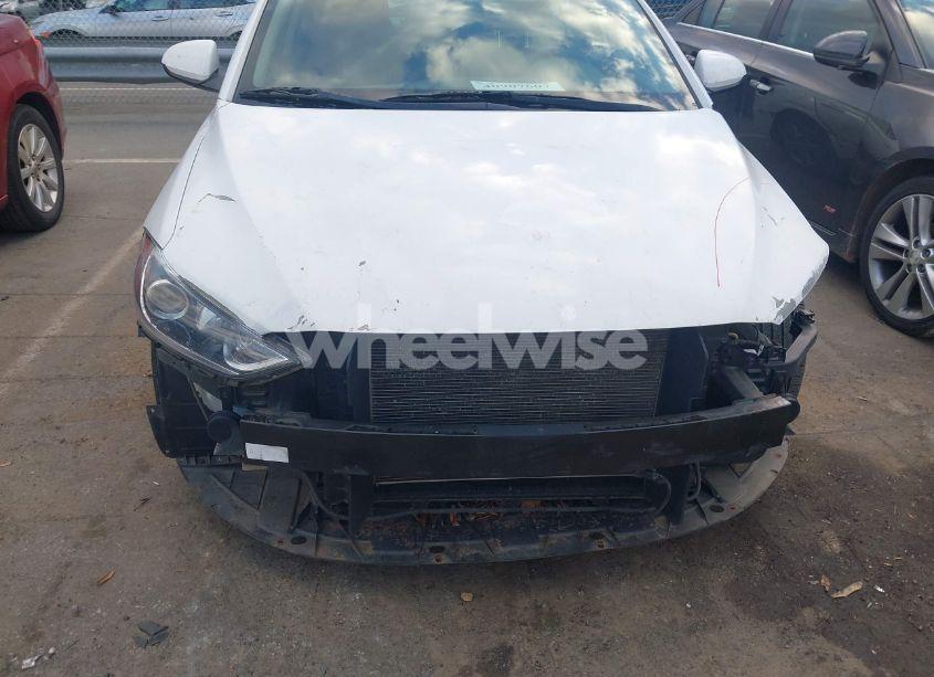 Photo 17 of 2018 Hyundai Elantra SEL (VIN 5NPD84LF1JH321888)