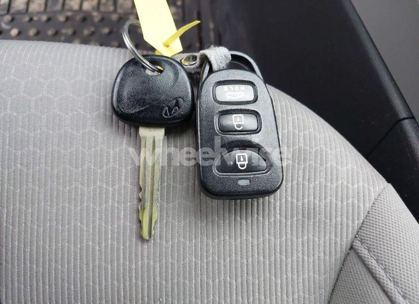 Photo 11 of 2018 Hyundai Elantra SEL (VIN 5NPD84LF1JH325987)