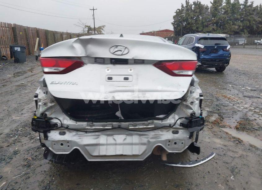 Photo 17 of 2018 Hyundai Elantra SEL (VIN 5NPD84LF1JH325987)