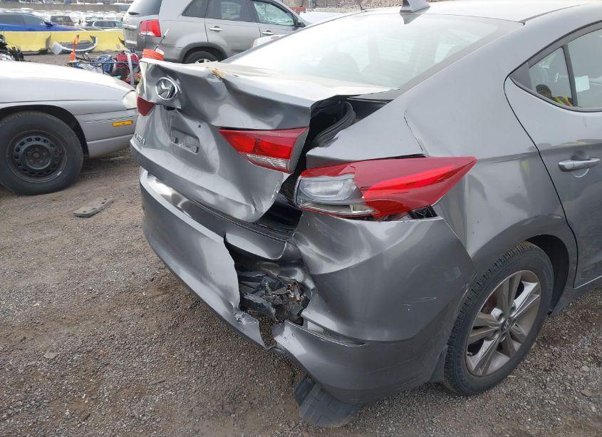 Photo 6 of 2018 Hyundai Elantra SEL (VIN 5NPD84LF1JH332230)