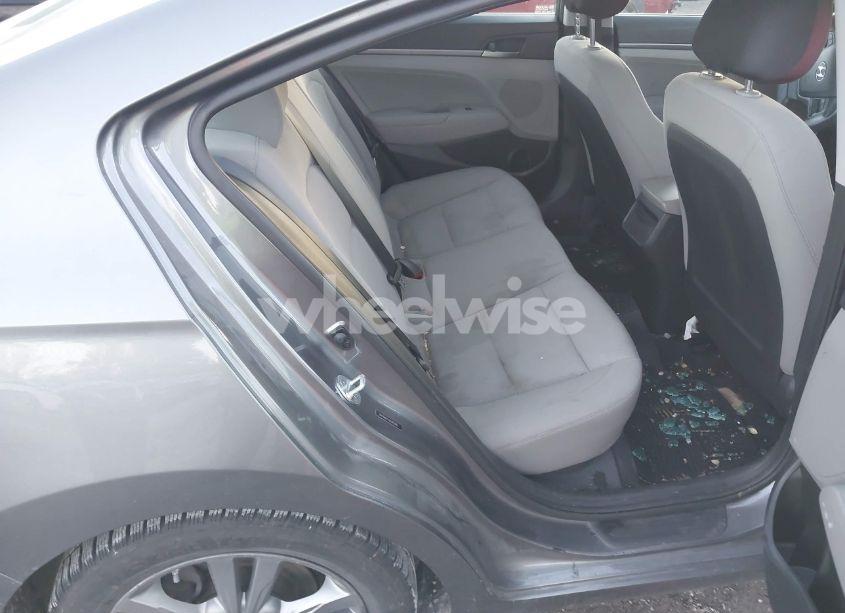 Photo 8 of 2018 Hyundai Elantra SEL (VIN 5NPD84LF1JH341266)