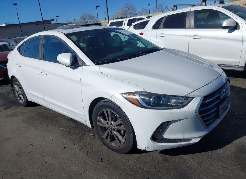 2018 Hyundai Elantra VALUE EDITION (VIN 5NPD84LF1JH341929) main photo