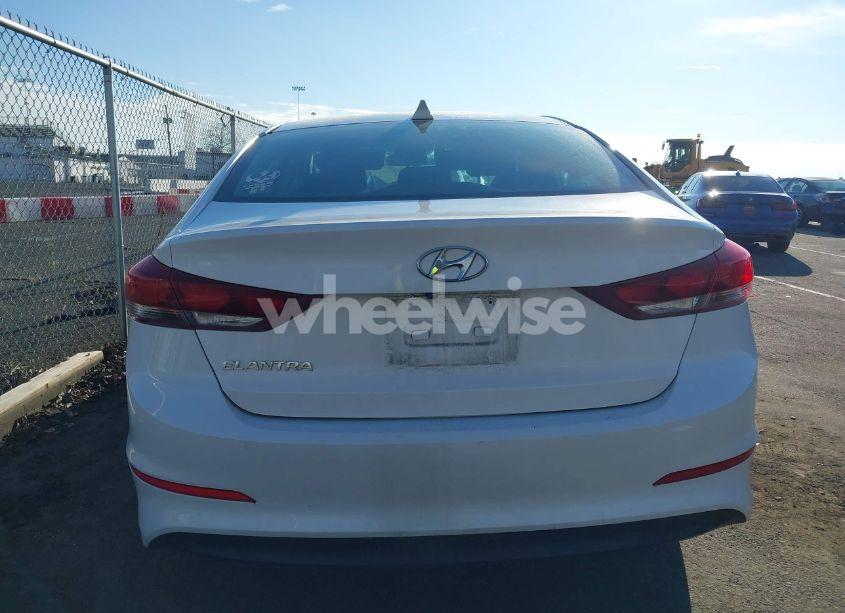 Photo 16 of 2018 Hyundai Elantra SEL (VIN 5NPD84LF1JH364448)