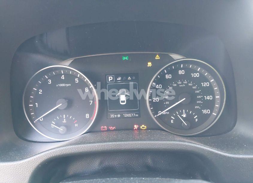 Photo 7 of 2018 Hyundai Elantra SEL (VIN 5NPD84LF1JH364448)