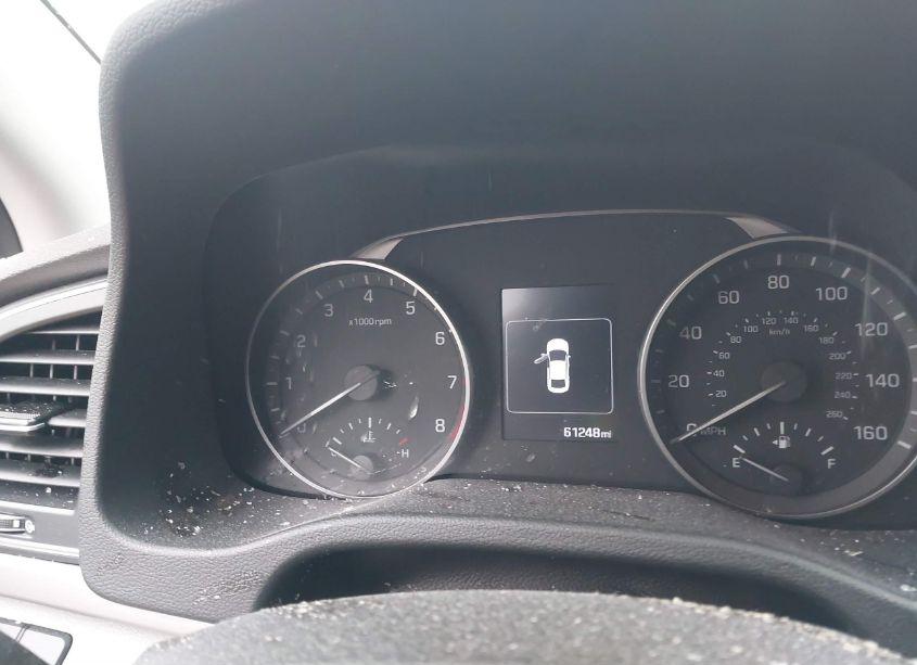 Photo 14 of 2018 Hyundai Elantra SEL (VIN 5NPD84LF1JH374798)