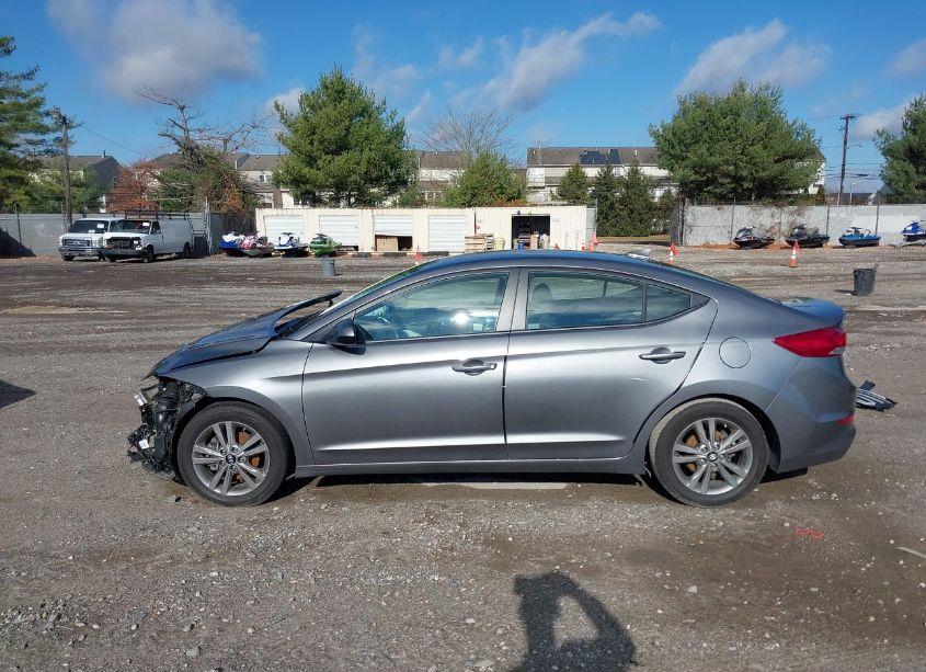 Photo 14 of 2018 Hyundai Elantra SEL (VIN 5NPD84LF1JH376437)