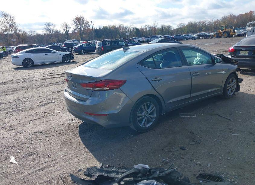 Photo 4 of 2018 Hyundai Elantra SEL (VIN 5NPD84LF1JH376437)