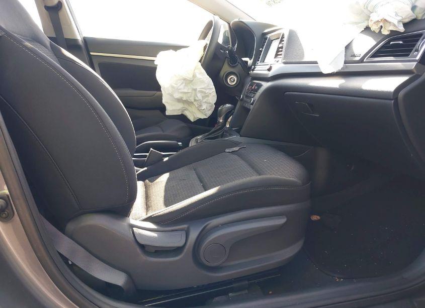 Photo 5 of 2018 Hyundai Elantra SEL (VIN 5NPD84LF1JH376437)