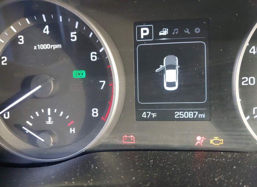 Photo 7 of 2018 Hyundai Elantra SEL (VIN 5NPD84LF1JH376437)