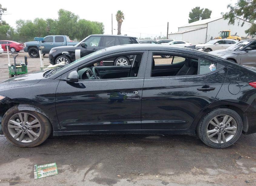 Photo 13 of 2018 Hyundai Elantra SEL (VIN 5NPD84LF1JH378091)