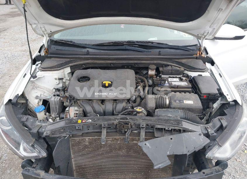 Photo 10 of 2018 Hyundai Elantra SEL (VIN 5NPD84LF1JH384361)