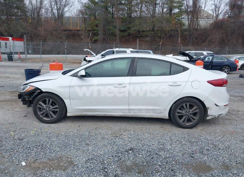 Photo 15 of 2018 Hyundai Elantra SEL (VIN 5NPD84LF1JH384361)