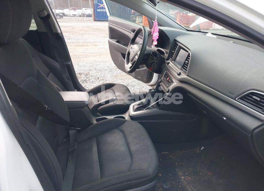 Photo 5 of 2018 Hyundai Elantra SEL (VIN 5NPD84LF1JH384361)