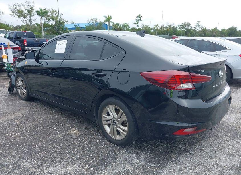 Photo 3 of 2019 Hyundai Elantra SEL (VIN 5NPD84LF1KH408806)