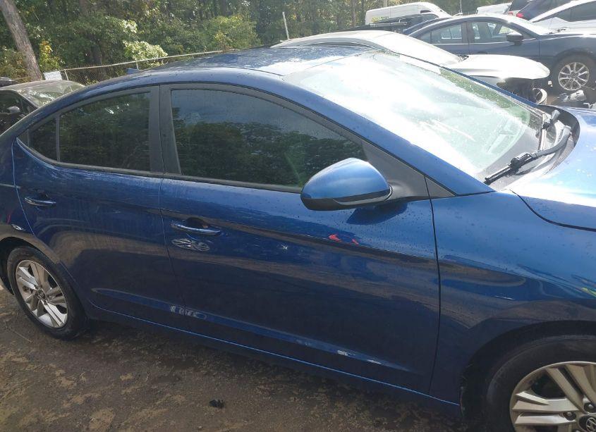 Photo 13 of 2019 Hyundai Elantra SEL (VIN 5NPD84LF1KH410698)