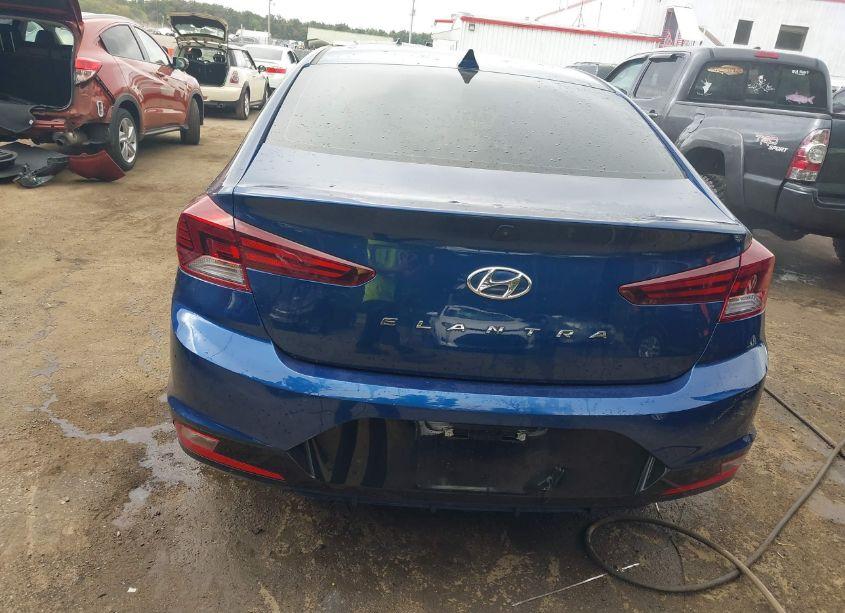 Photo 16 of 2019 Hyundai Elantra SEL (VIN 5NPD84LF1KH410698)