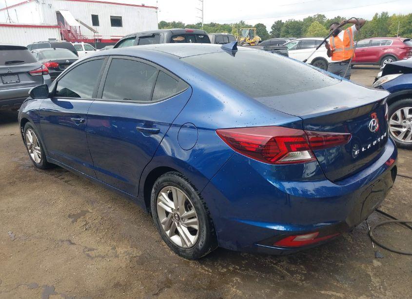 Photo 3 of 2019 Hyundai Elantra SEL (VIN 5NPD84LF1KH410698)