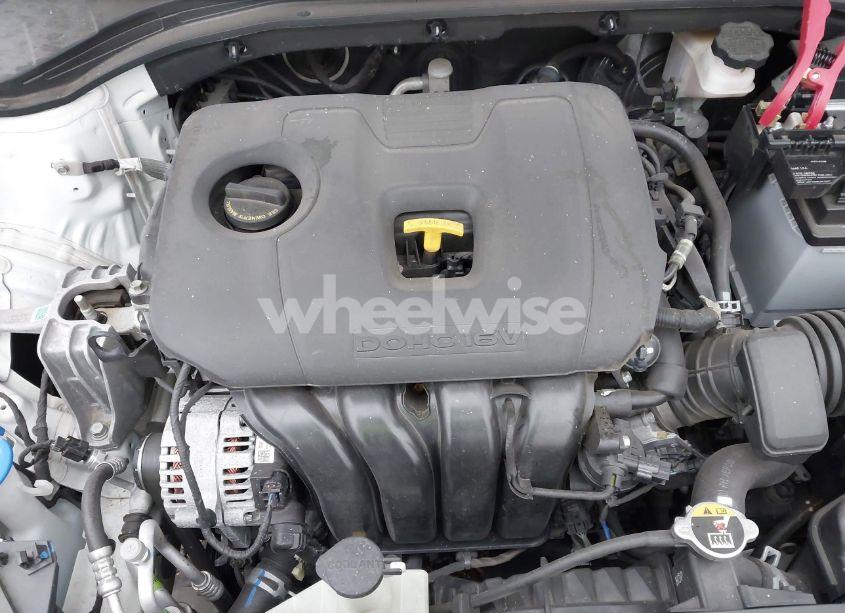 Photo 10 of 2019 Hyundai Elantra SEL (VIN 5NPD84LF1KH413455)