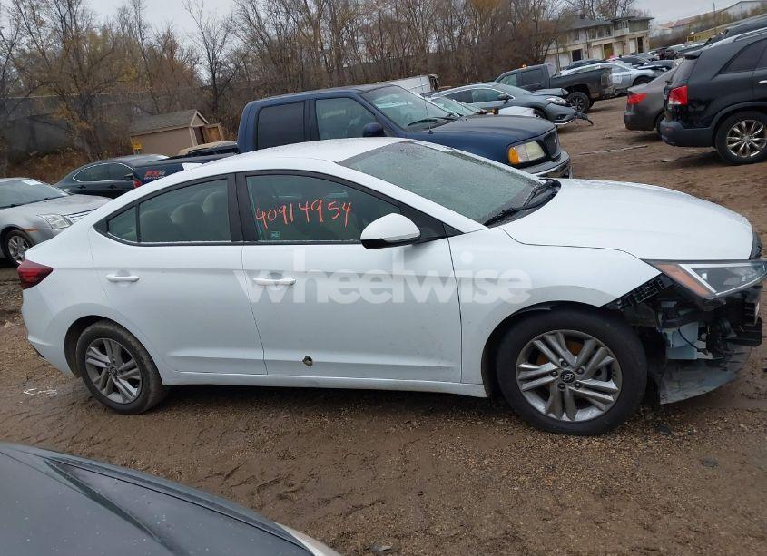 Photo 13 of 2019 Hyundai Elantra SEL (VIN 5NPD84LF1KH413455)