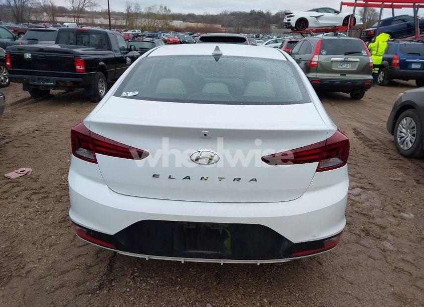 Photo 16 of 2019 Hyundai Elantra SEL (VIN 5NPD84LF1KH413455)