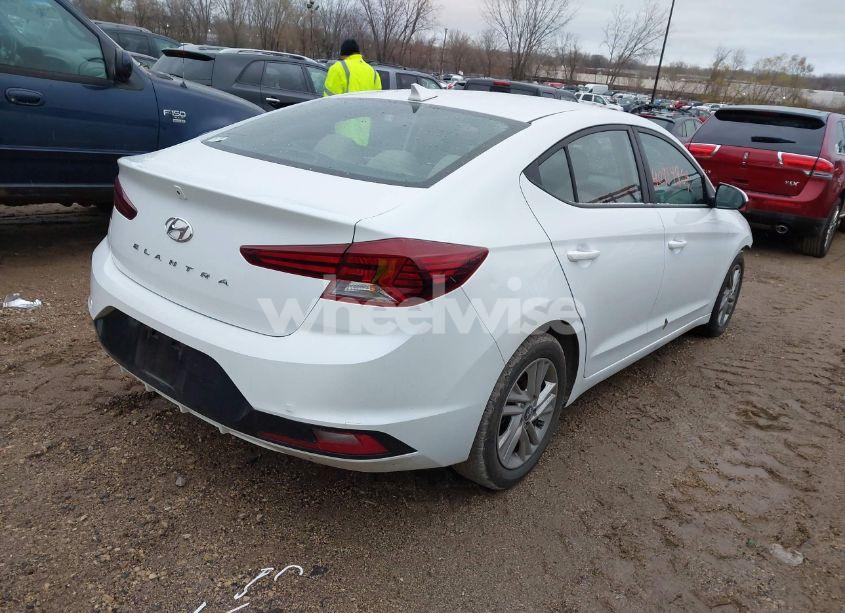 Photo 4 of 2019 Hyundai Elantra SEL (VIN 5NPD84LF1KH413455)