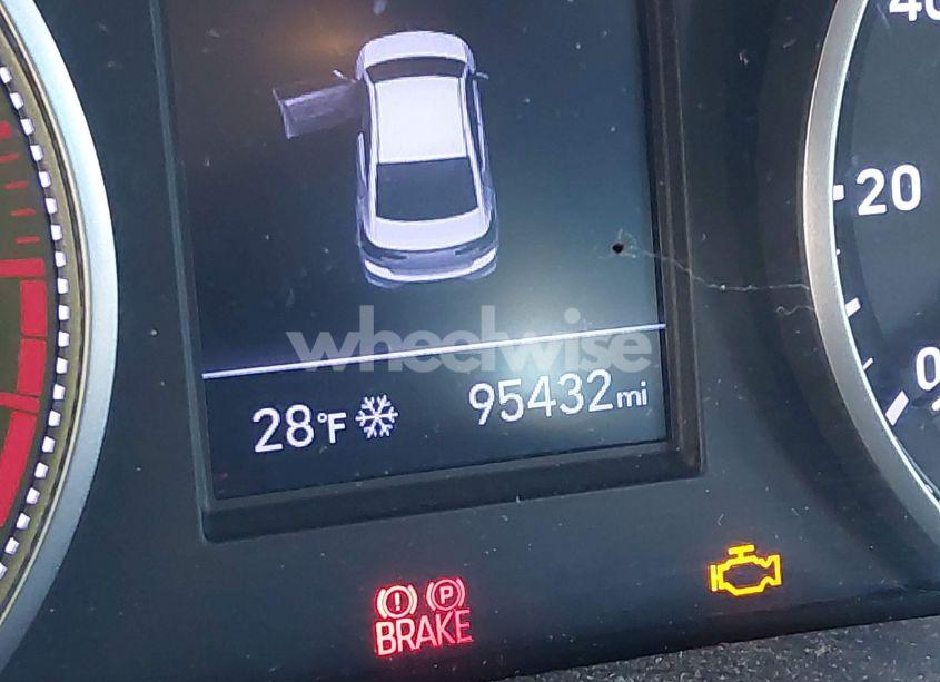 Photo 14 of 2019 Hyundai Elantra SEL (VIN 5NPD84LF1KH423726)