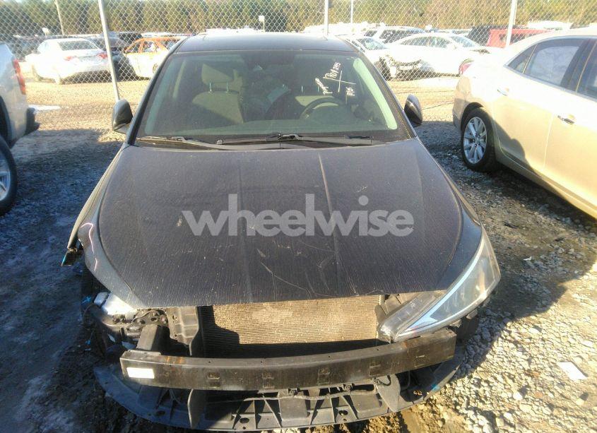 Photo 12 of 2019 Hyundai Elantra VALUE EDITION (VIN 5NPD84LF1KH433561)