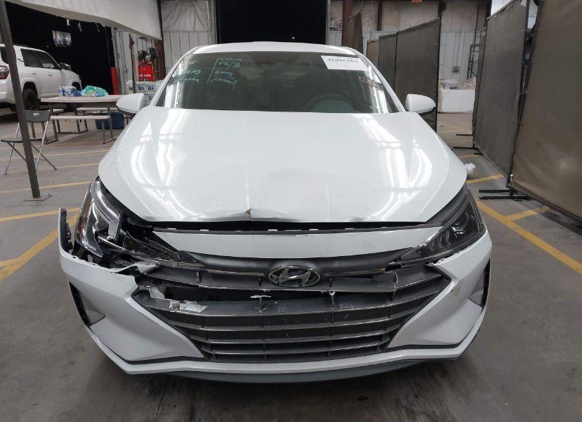 Photo 12 of 2019 Hyundai Elantra SEL (VIN 5NPD84LF1KH434080)