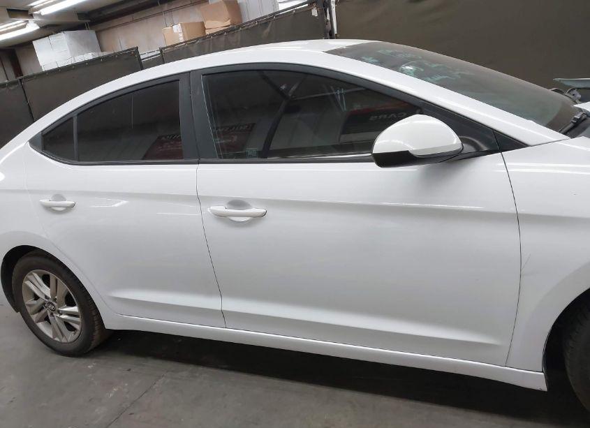 Photo 13 of 2019 Hyundai Elantra SEL (VIN 5NPD84LF1KH434080)