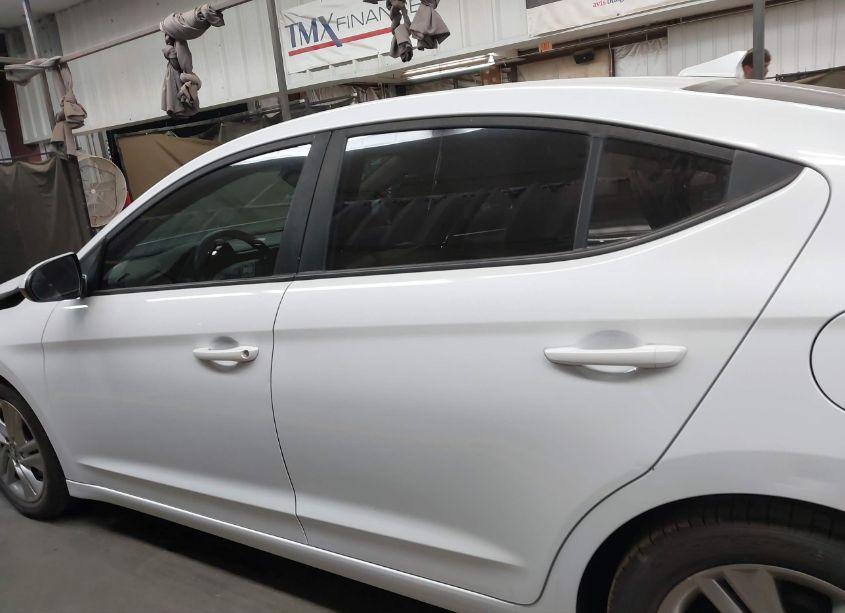 Photo 14 of 2019 Hyundai Elantra SEL (VIN 5NPD84LF1KH434080)
