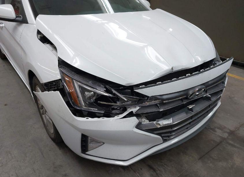 Photo 6 of 2019 Hyundai Elantra SEL (VIN 5NPD84LF1KH434080)