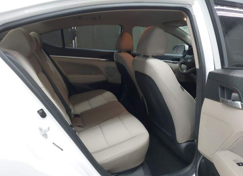 Photo 8 of 2019 Hyundai Elantra SEL (VIN 5NPD84LF1KH434080)