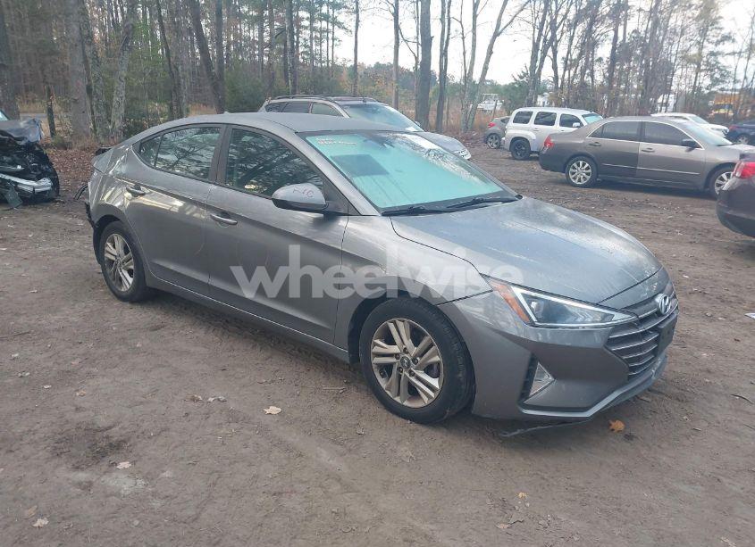 2019 Hyundai Elantra SEL (VIN 5NPD84LF1KH443667) main photo