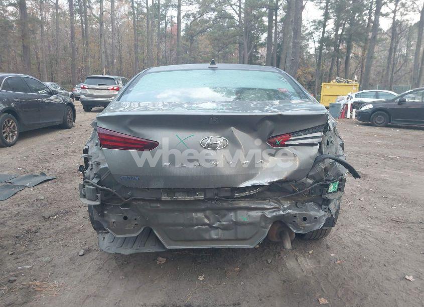 Photo 17 of 2019 Hyundai Elantra SEL (VIN 5NPD84LF1KH443667)