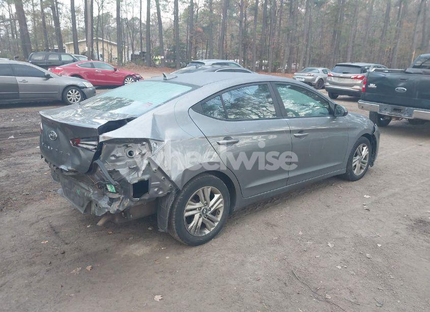 Photo 4 of 2019 Hyundai Elantra SEL (VIN 5NPD84LF1KH443667)