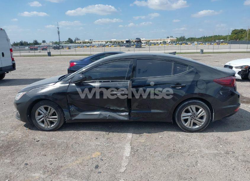 Photo 14 of 2019 Hyundai Elantra SEL (VIN 5NPD84LF1KH453423)