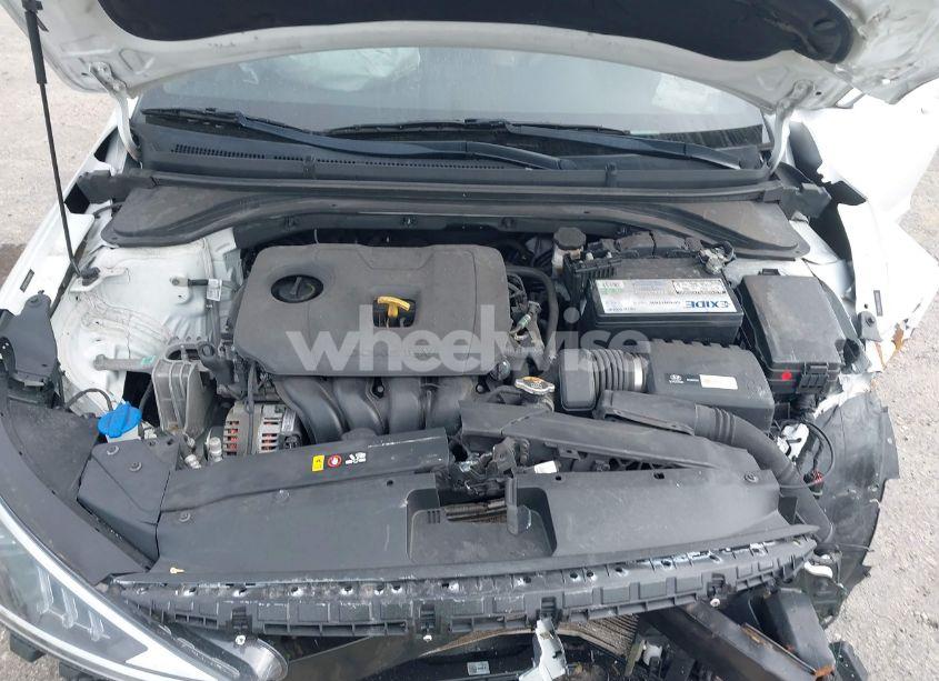 Photo 10 of 2019 Hyundai Elantra SEL (VIN 5NPD84LF1KH464583)