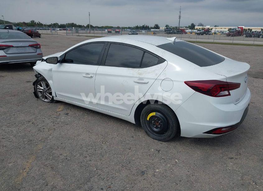 Photo 3 of 2019 Hyundai Elantra SEL (VIN 5NPD84LF1KH464583)