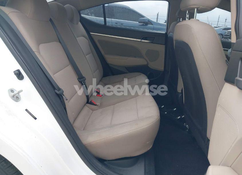 Photo 8 of 2019 Hyundai Elantra SEL (VIN 5NPD84LF1KH464583)