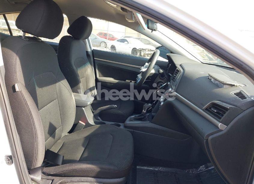 Photo 5 of 2020 Hyundai Elantra SEL (VIN 5NPD84LF1LH504100)