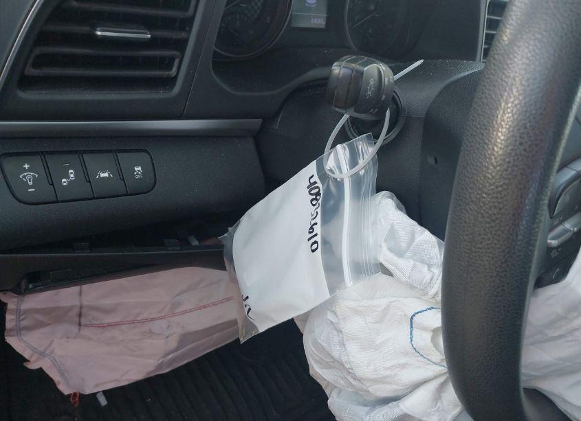 Photo 18 of 2020 Hyundai Elantra SEL (VIN 5NPD84LF1LH525190)