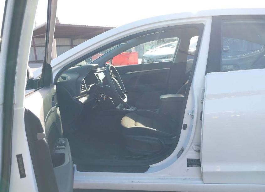 Photo 5 of 2020 Hyundai Elantra SEL (VIN 5NPD84LF1LH525691)