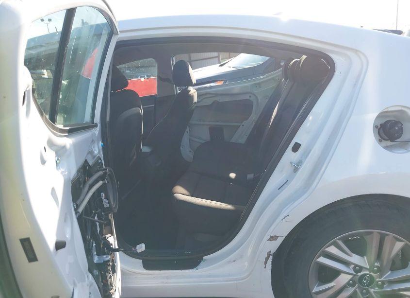 Photo 8 of 2020 Hyundai Elantra SEL (VIN 5NPD84LF1LH525691)